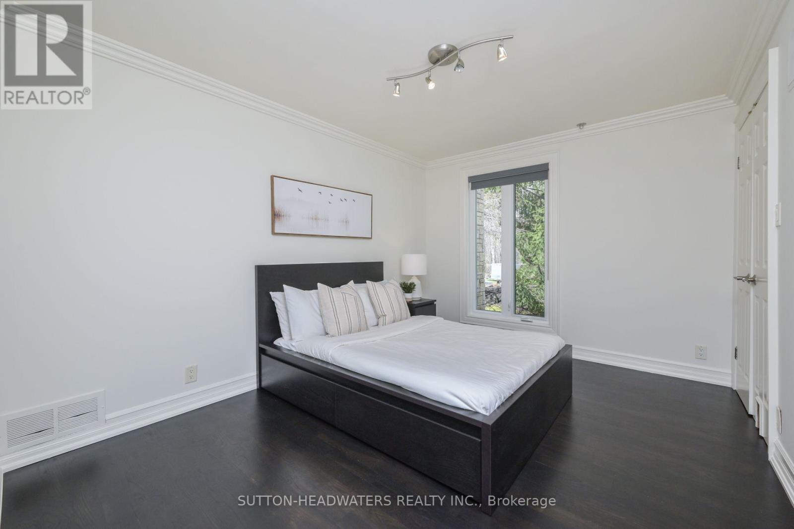 30 CEDAR DRIVE - 26