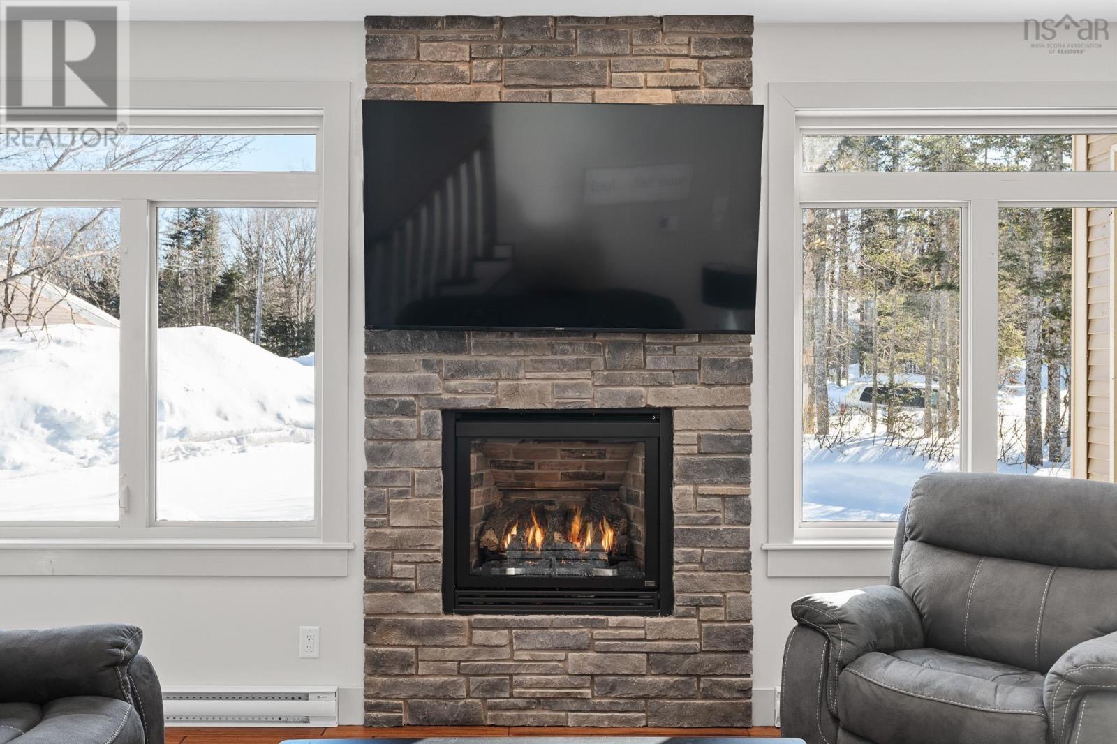 Property 17 of 49 of 999 Hilltop Road