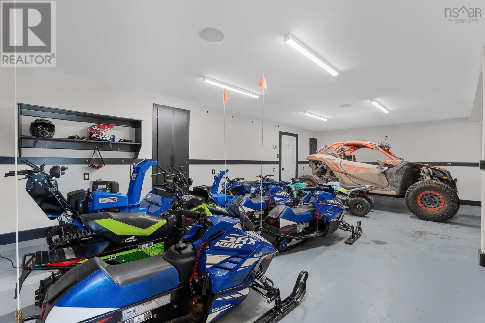 Property 36 of 49 of 999 Hilltop Road