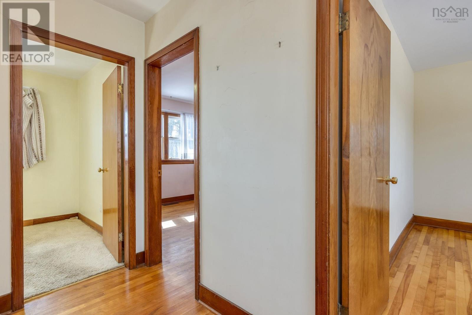 Property 22 of 48 of 42 Oakwood Avenue