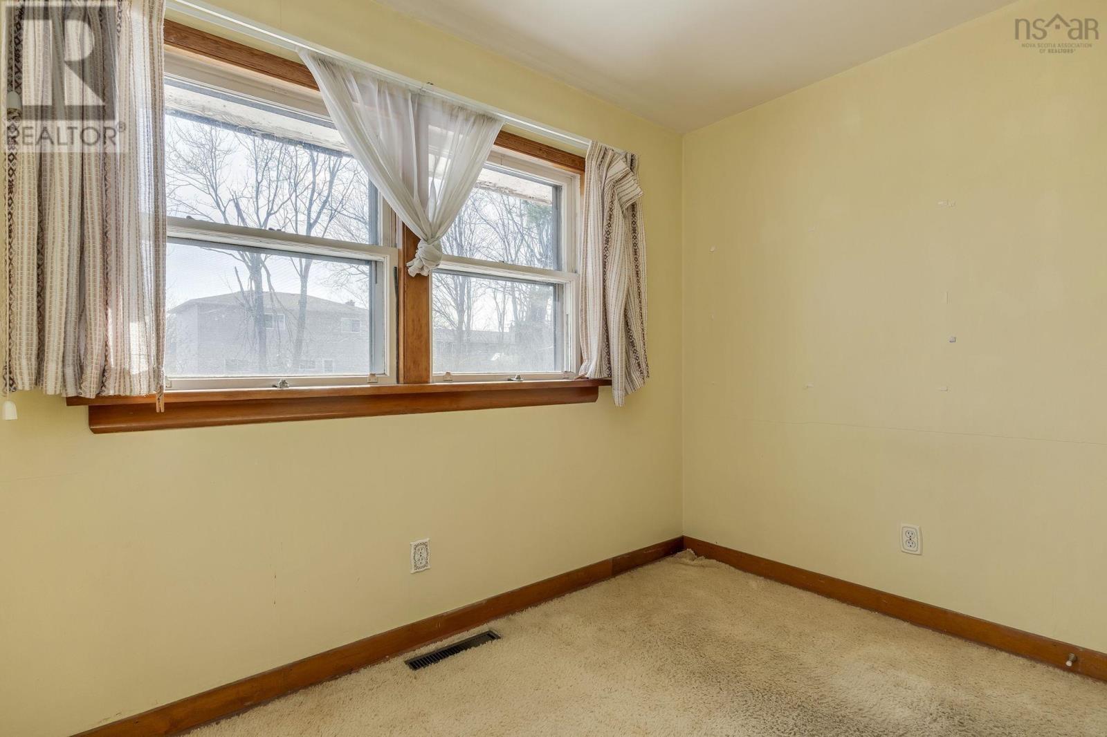 Property 25 of 48 of 42 Oakwood Avenue