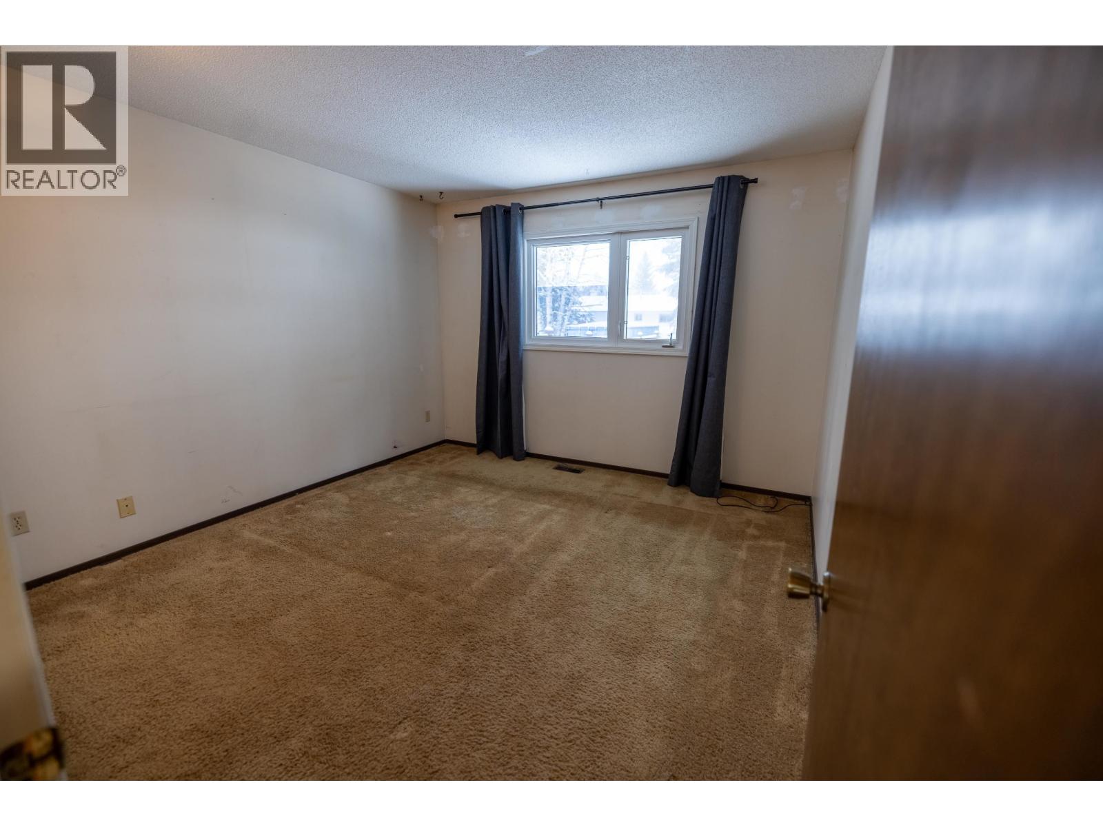 7996 NEWCASTLE CRESCENT - 12