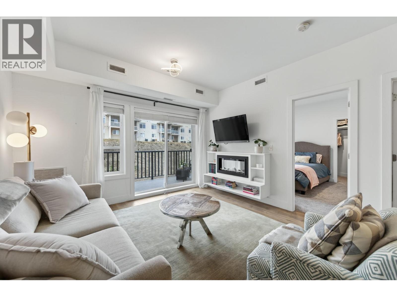 2046 ROBSON Place Unit# 201, Kamloops