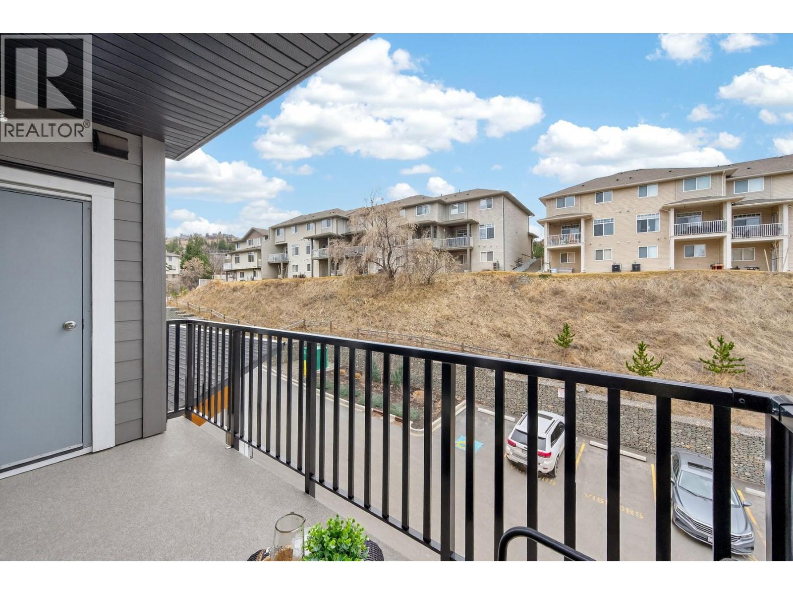 2046 ROBSON Place Unit# 201, Kamloops