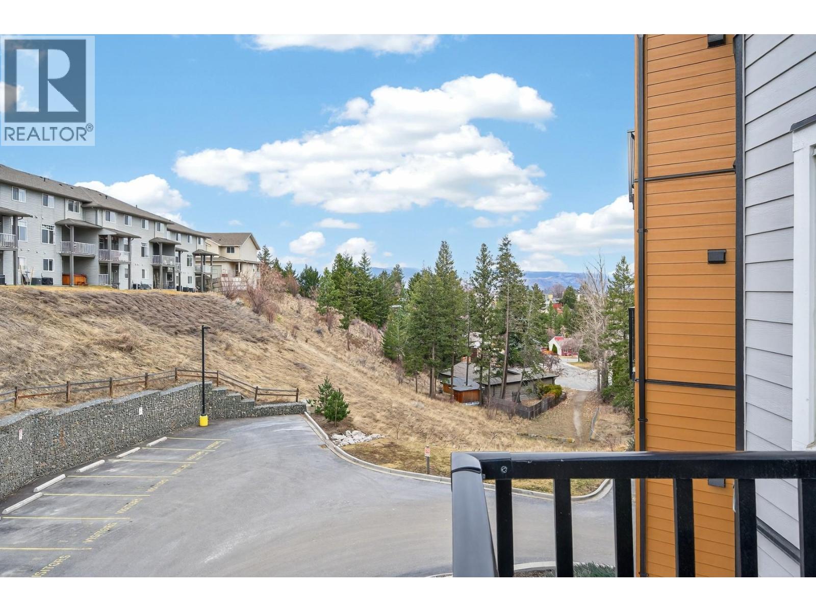 2046 ROBSON Place Unit# 201, Kamloops