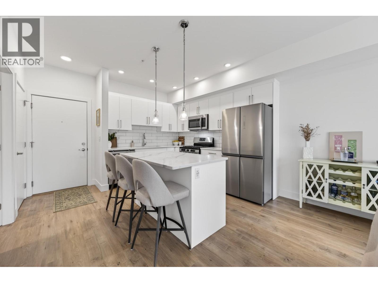 2046 ROBSON Place Unit# 201, Kamloops