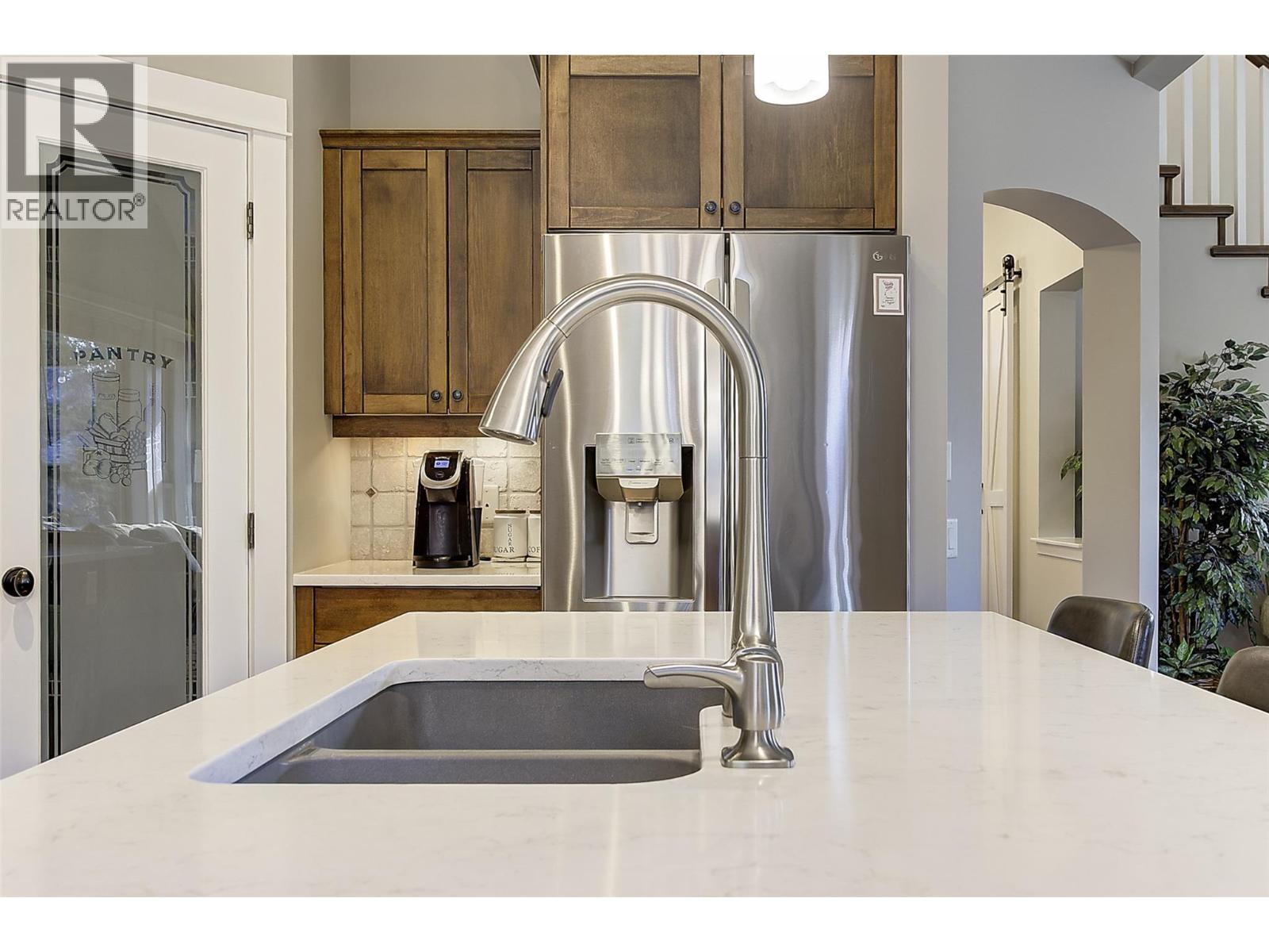  1200 Long Ridge Drive, Kelowna