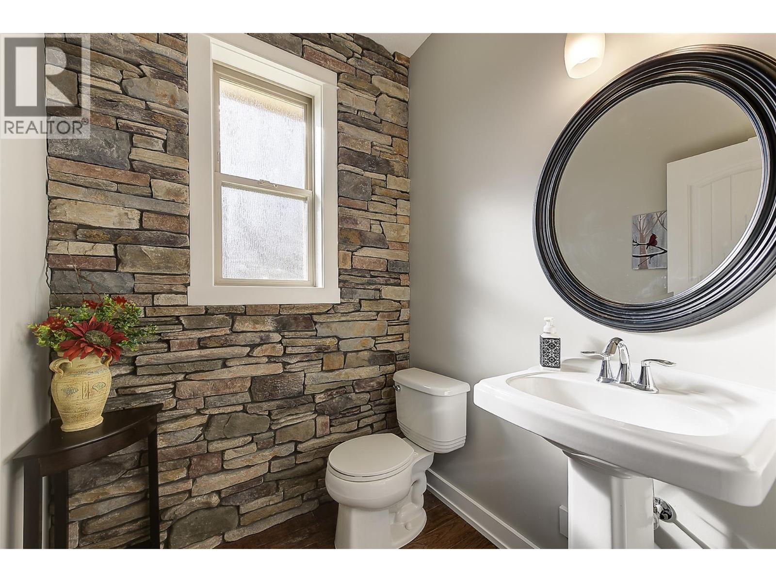  1200 Long Ridge Drive, Kelowna