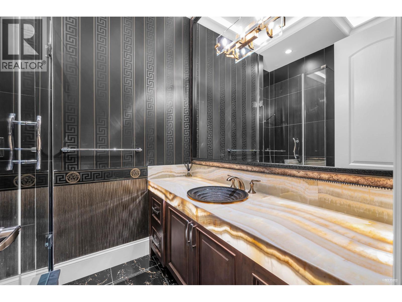 4691 FOXGLOVE Crescent, Richmond