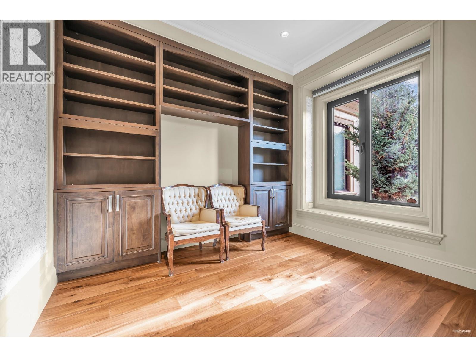 4691 FOXGLOVE Crescent, Richmond