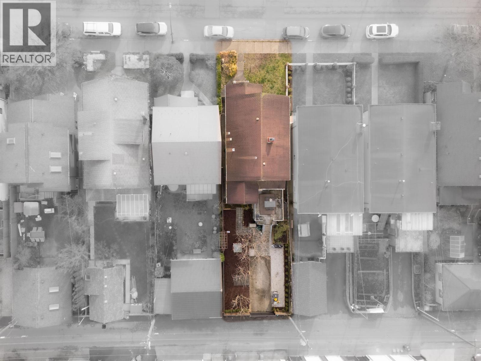 2675 DUNDAS STREET, Vancouver