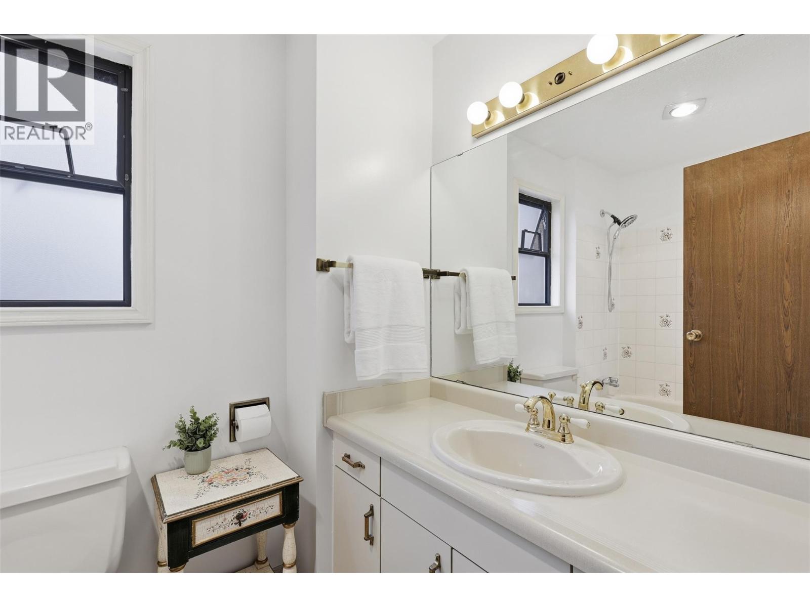 842 GREYBRIAR COURT - 29