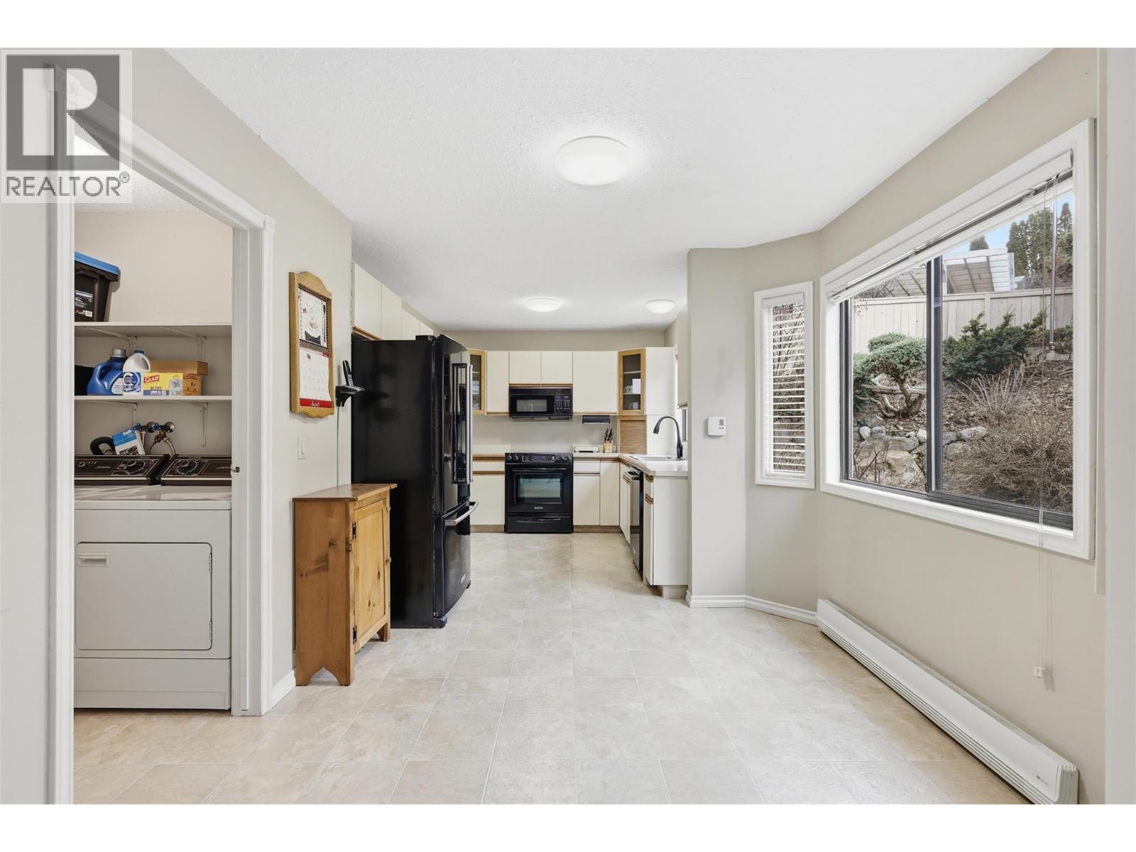 842 GREYBRIAR COURT - 34