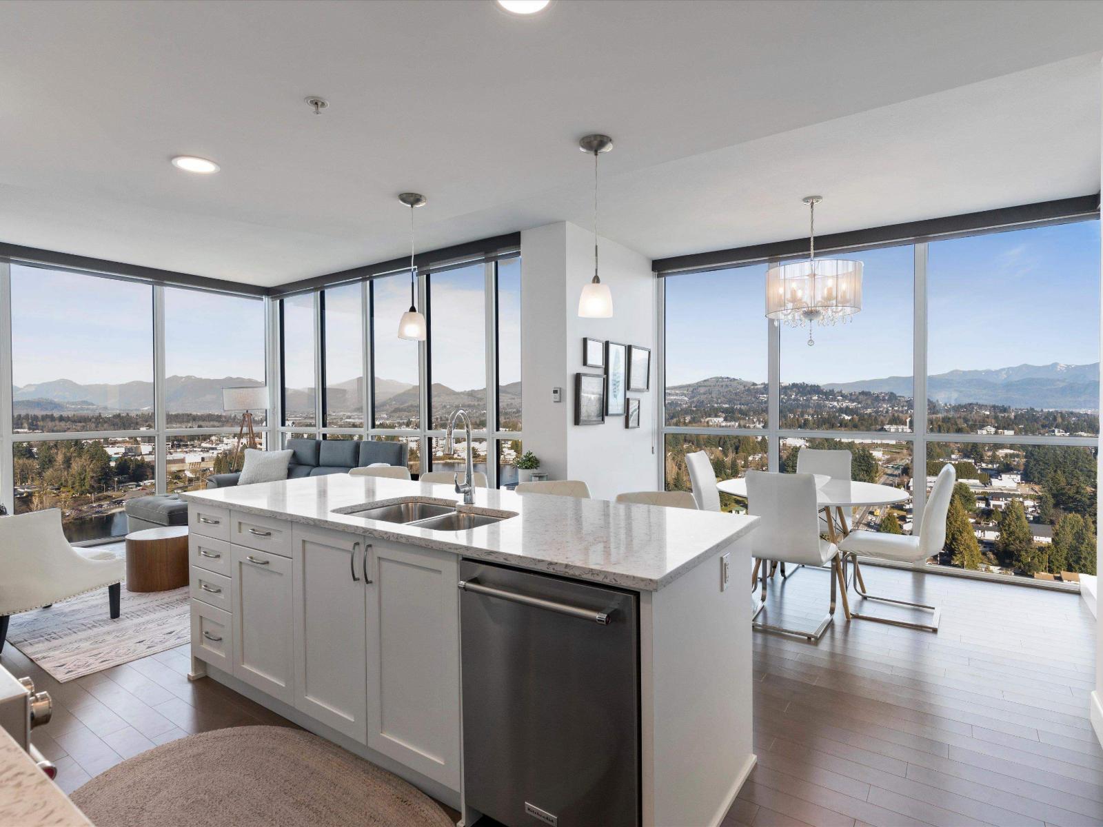 2304 2180 GLADWIN ROAD, Abbotsford