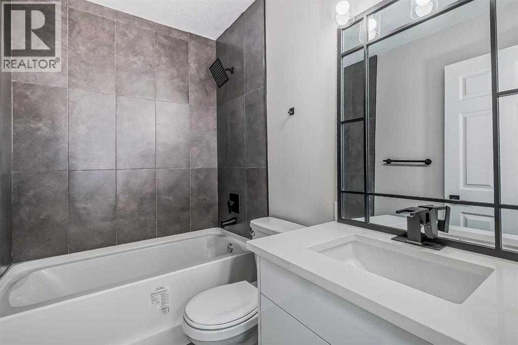 Single Family House for Sale in  Applewood Drive SE Applewood Park Calgary 