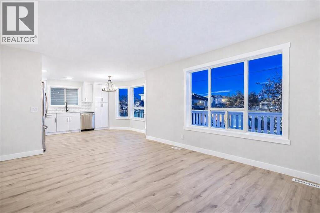 Single Family House for Sale in  Applewood Drive SE Applewood Park Calgary 