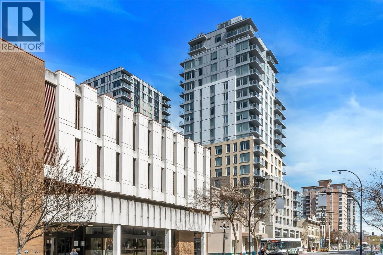 #1003 848 Yates St - 1
