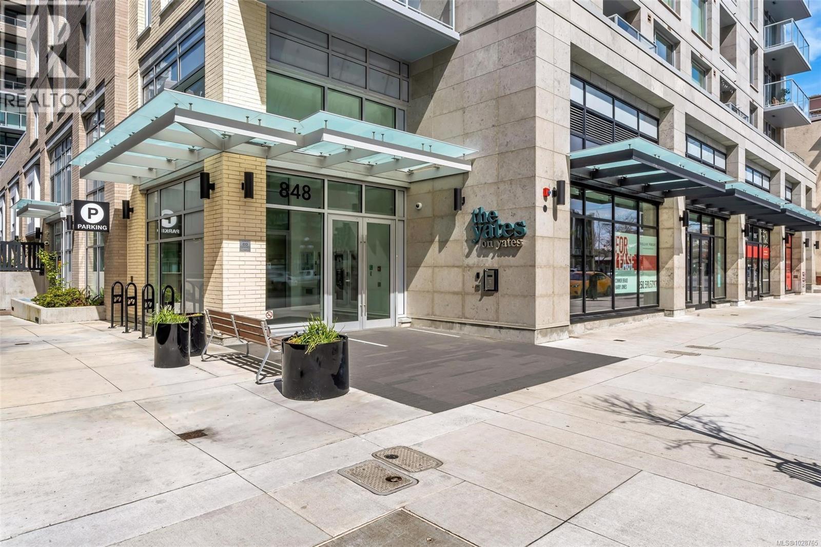 #1003 848 YATES ST - 12