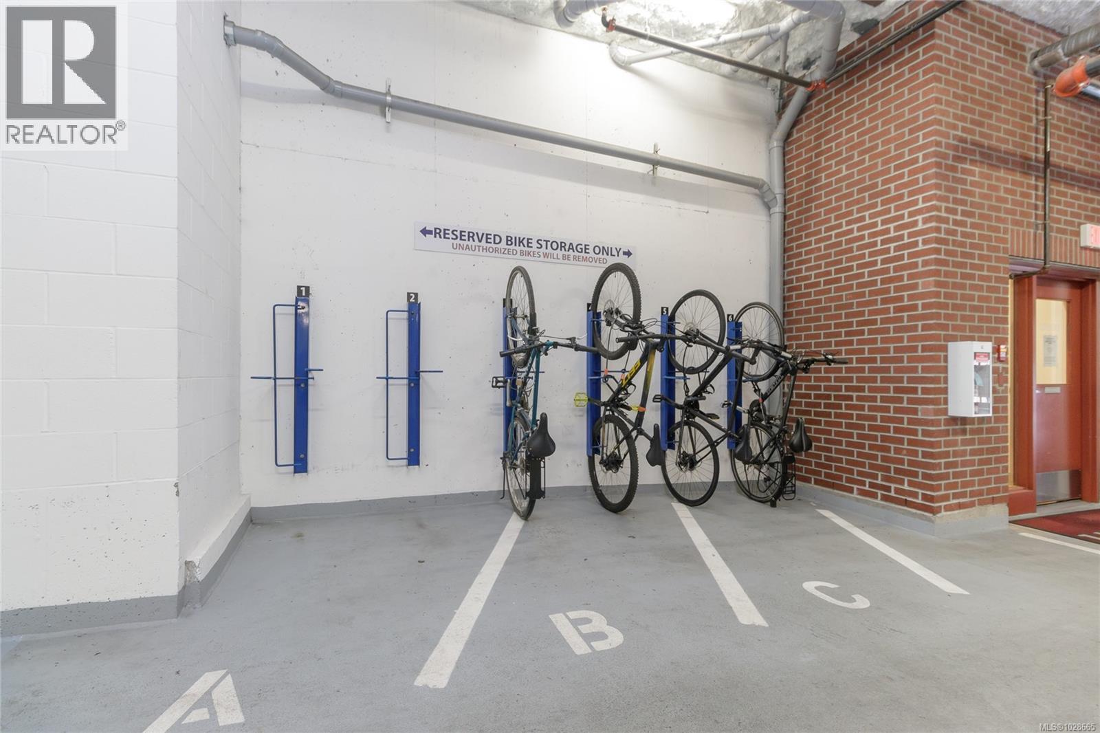 #310 517 FISGARD ST - 29