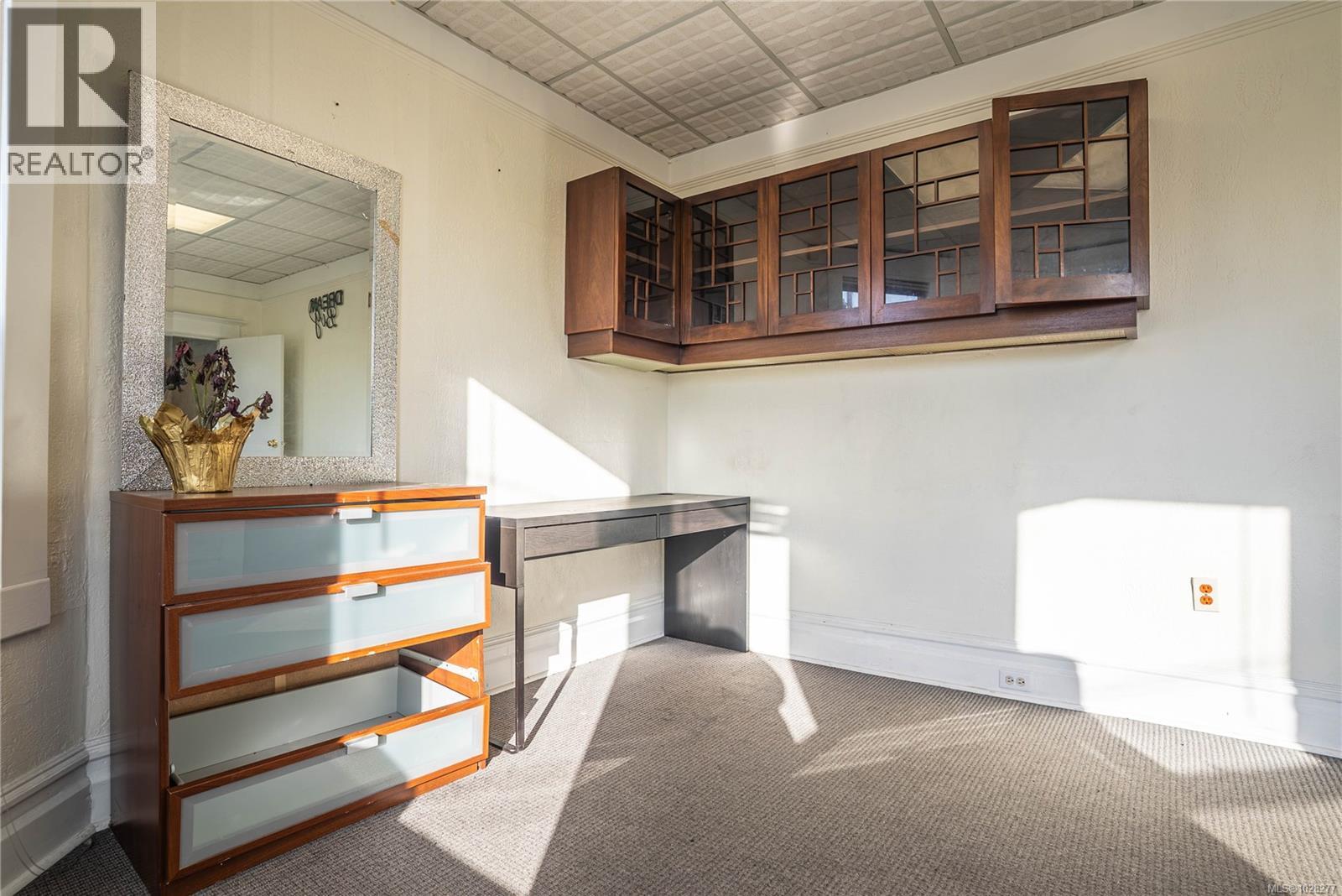  418 Alpha Terrace, Victoria