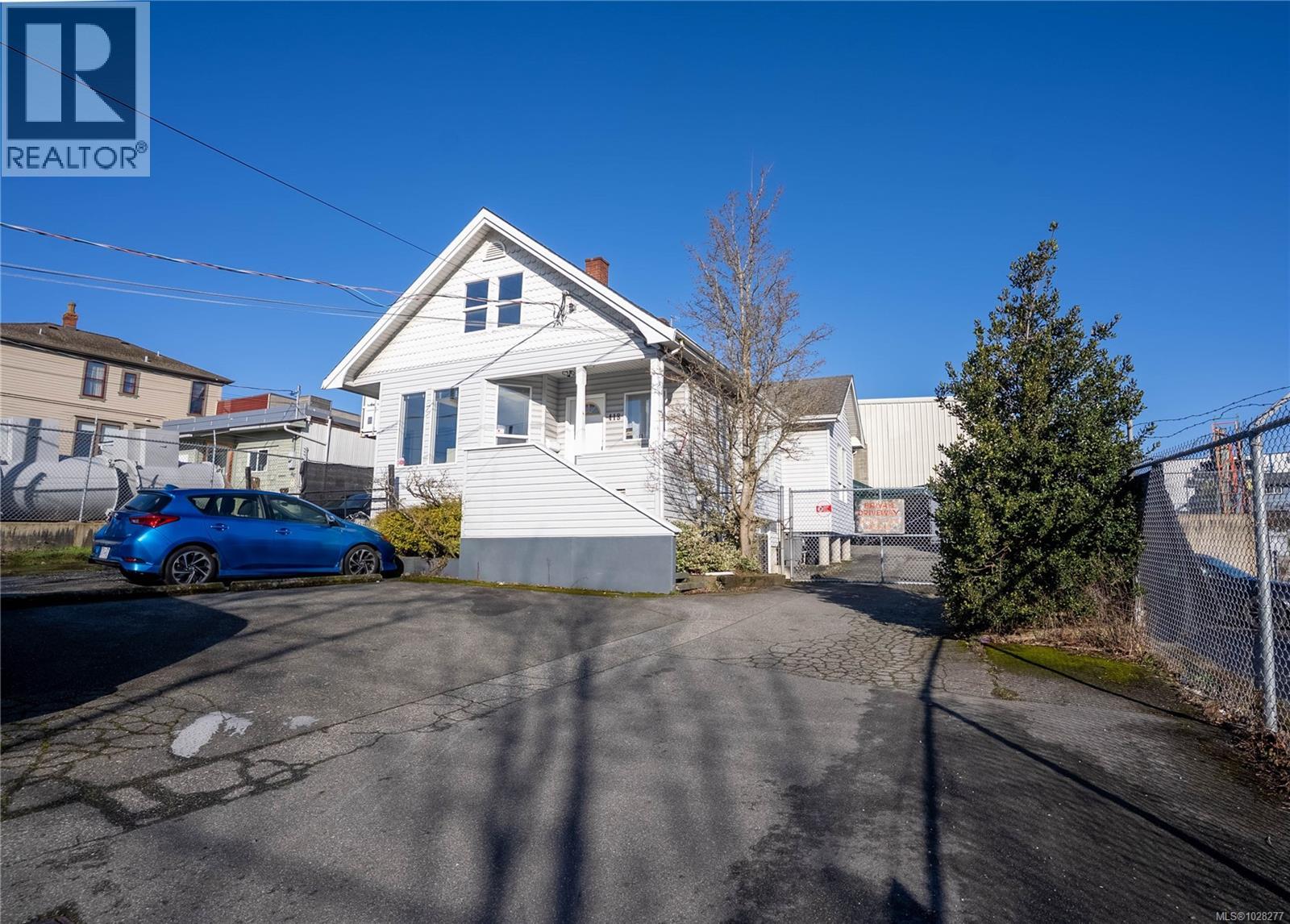  418 Alpha Terrace, Victoria