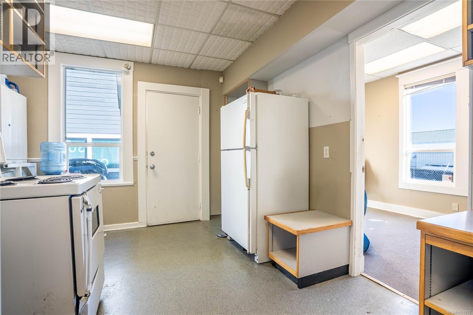  418 Alpha Terrace, Victoria