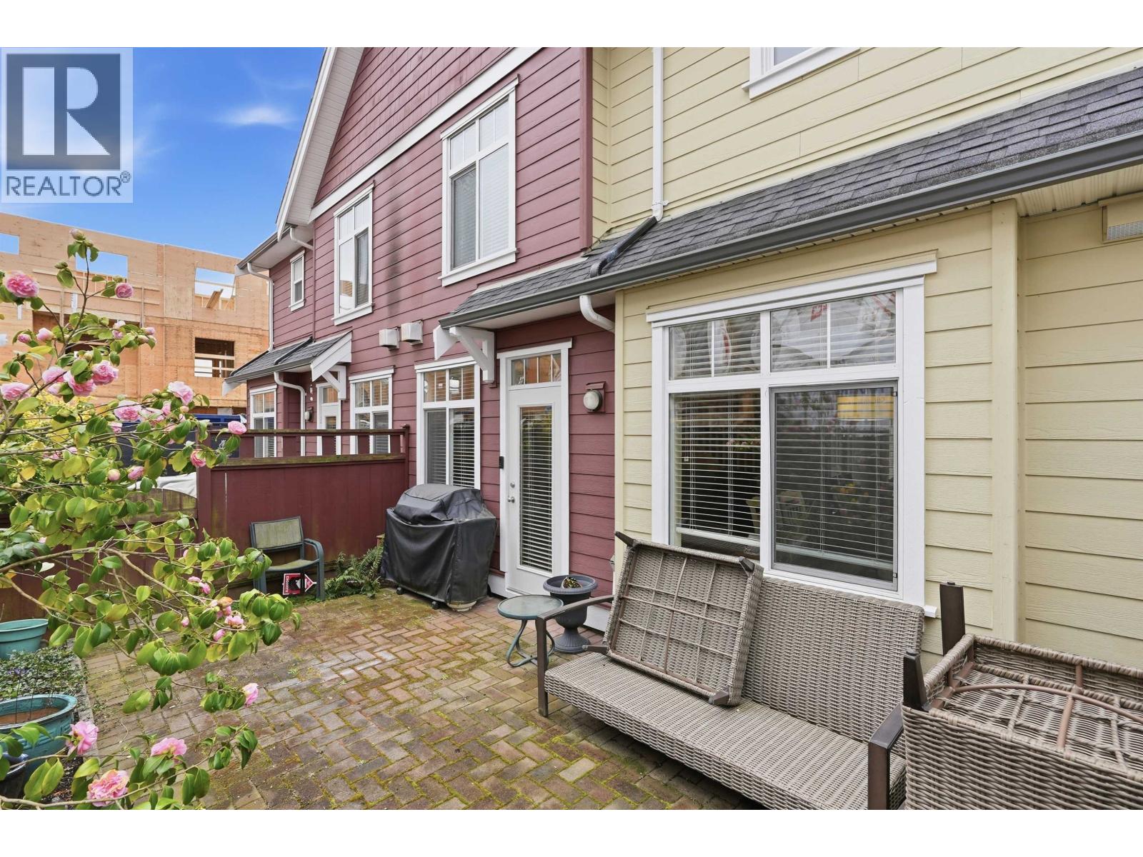 #7-4910 CENTRAL Avenue, Delta