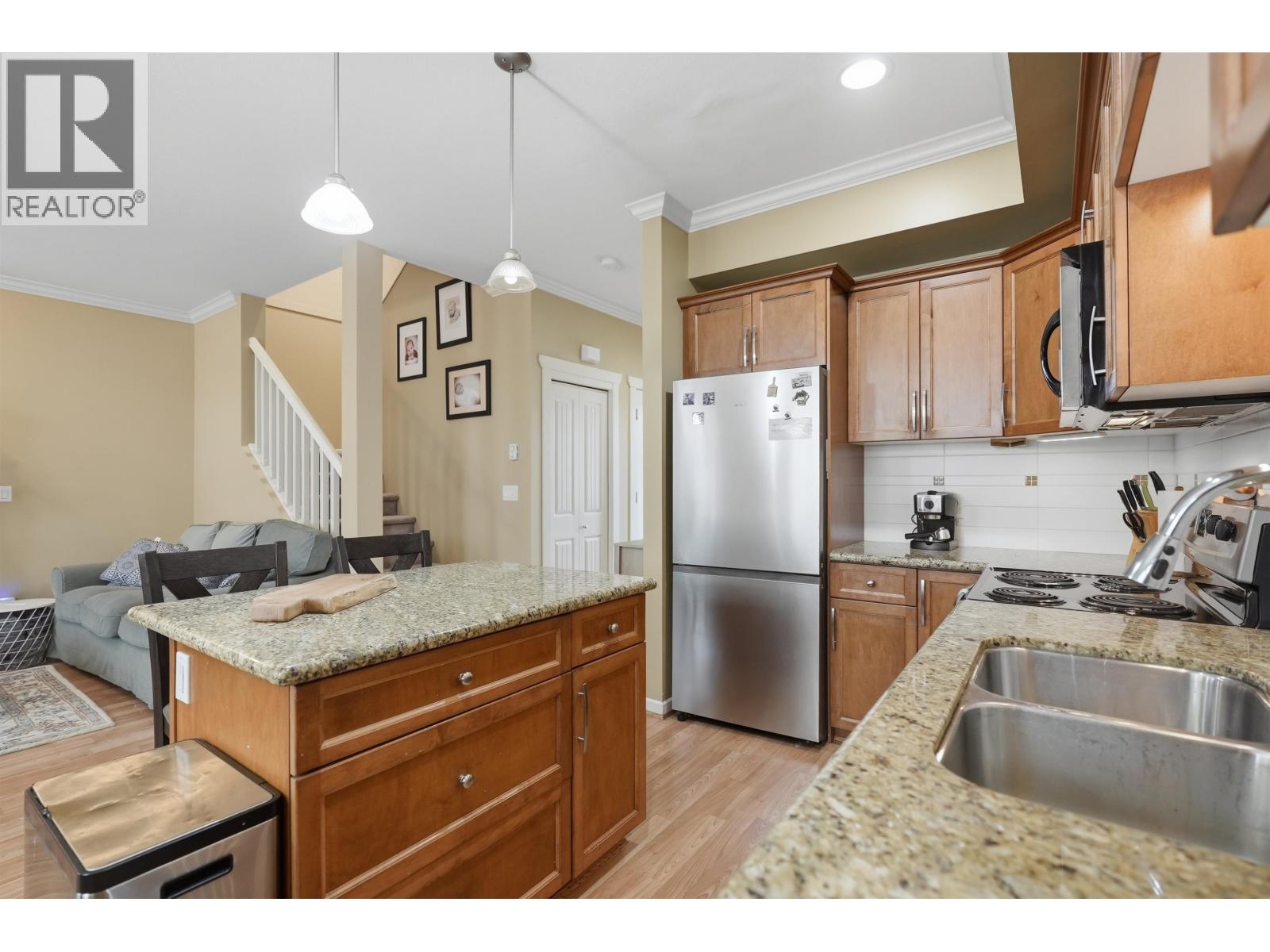 #7-4910 CENTRAL Avenue, Delta