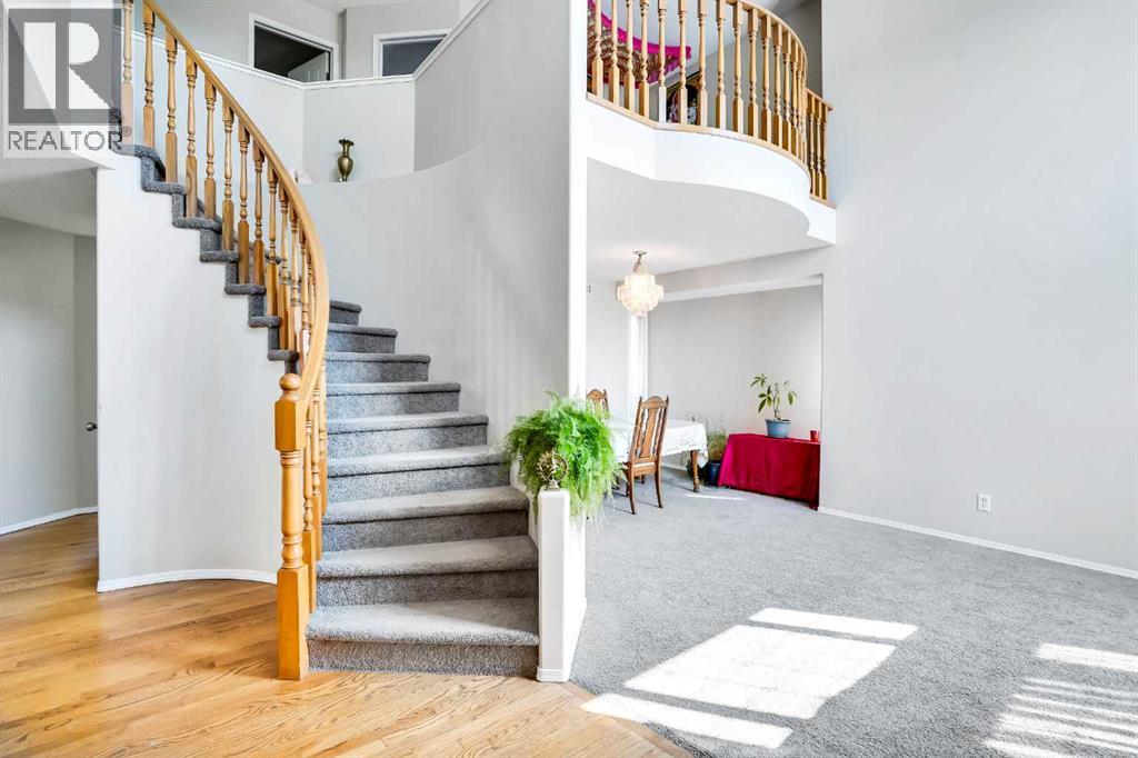 Single Family House for Sale in  Coral Springs Park NE Coral Springs Calgary 