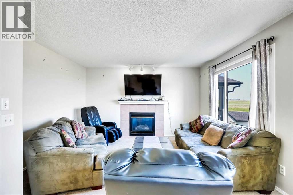 Single Family House for Sale in  Coral Springs Park NE Coral Springs Calgary 