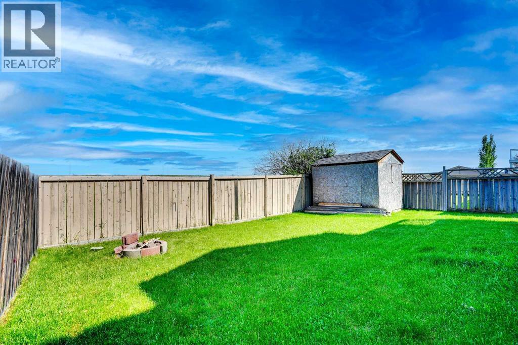 Single Family House for Sale in  Coral Springs Park NE Coral Springs Calgary 