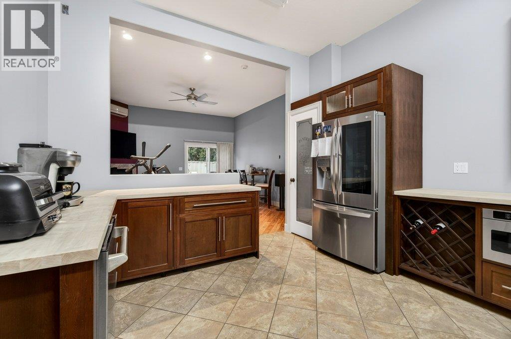 1 Wolfe Street, Sicamous