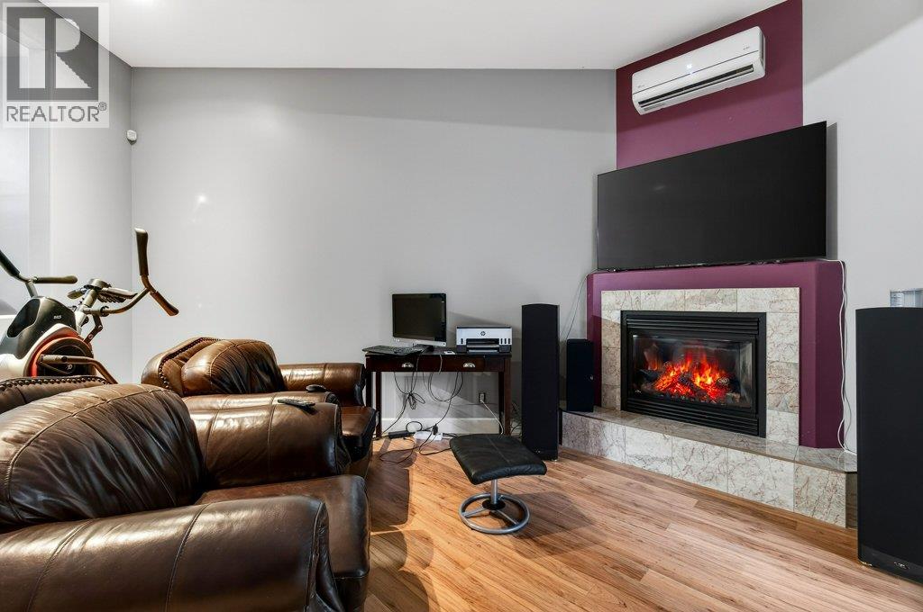 1 Wolfe Street, Sicamous