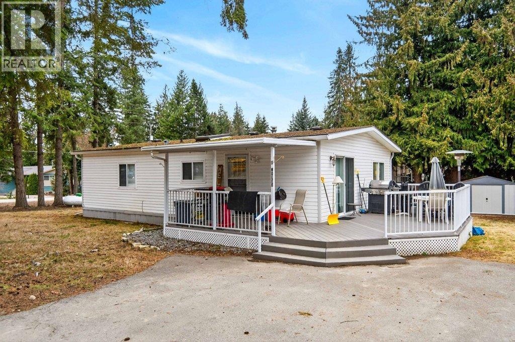 1 Wolfe Street, Sicamous