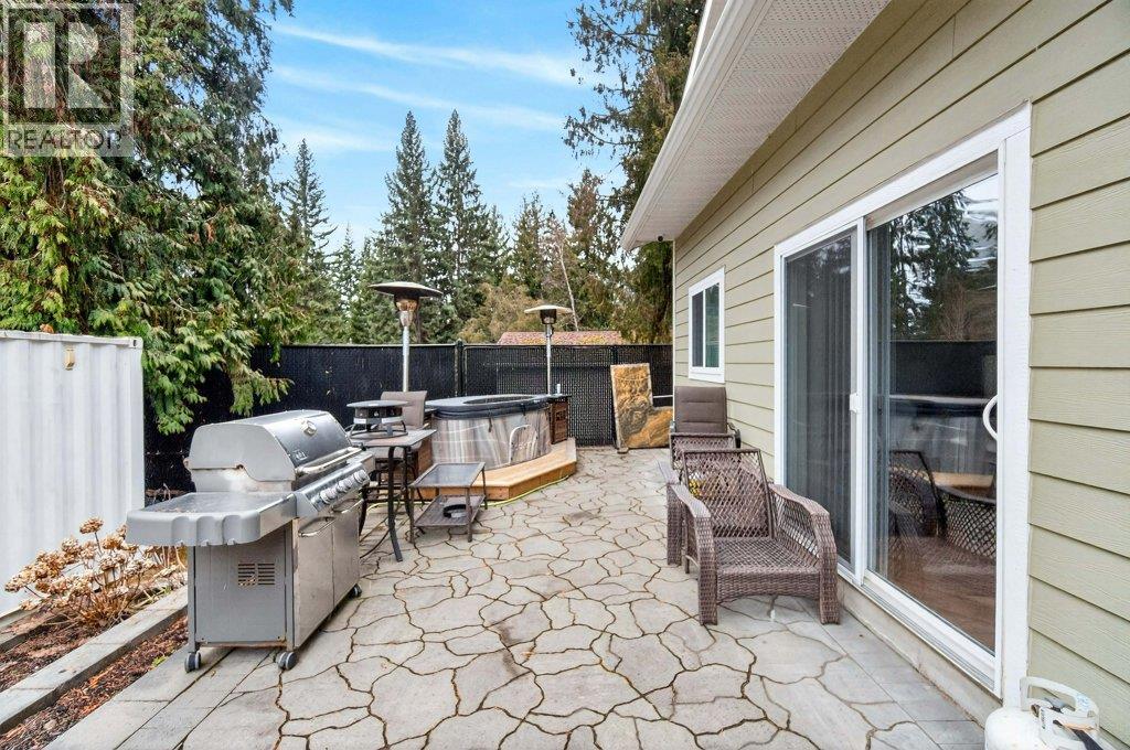 1 Wolfe Street, Sicamous