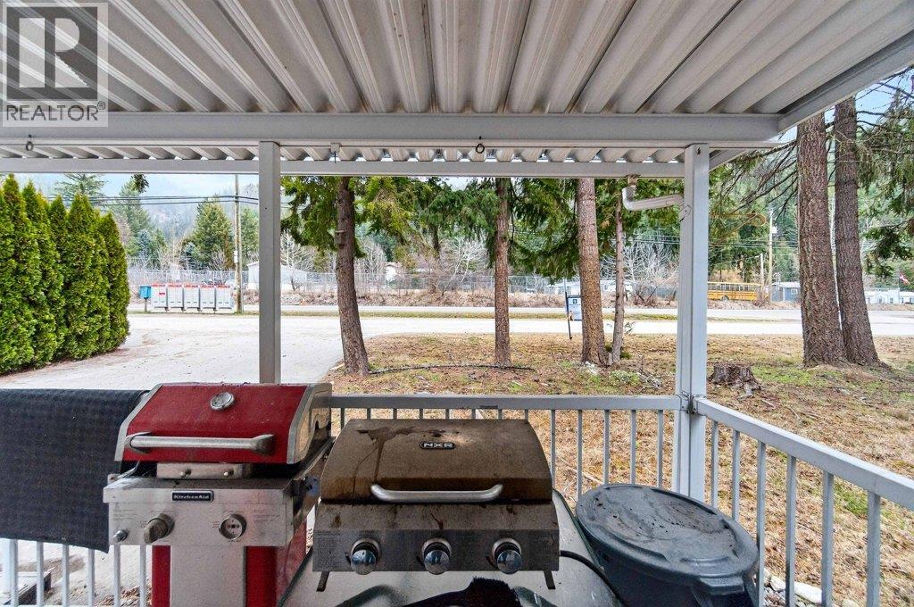 1 Wolfe Street, Sicamous