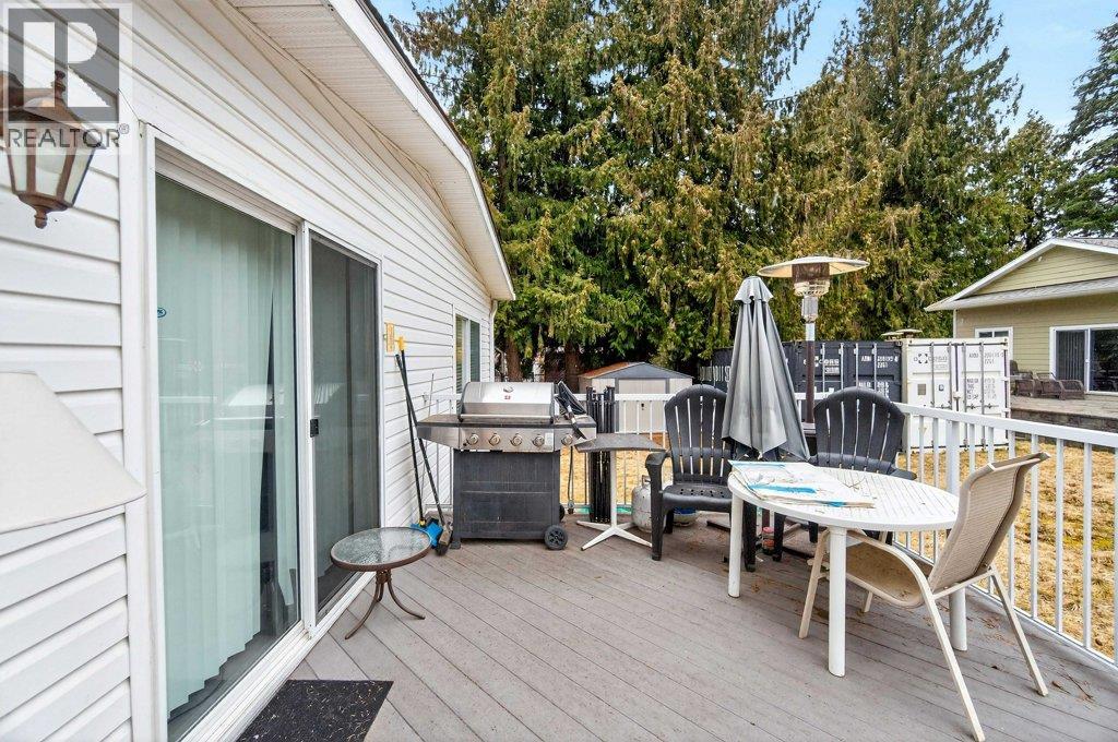 1 Wolfe Street, Sicamous