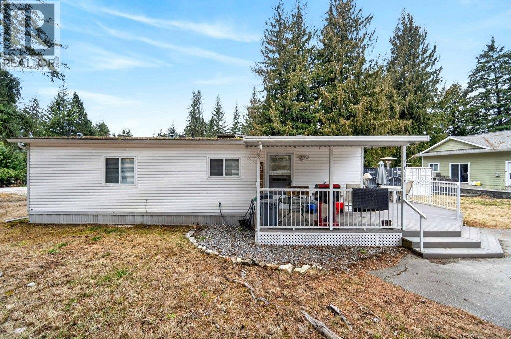 1 Wolfe Street, Sicamous