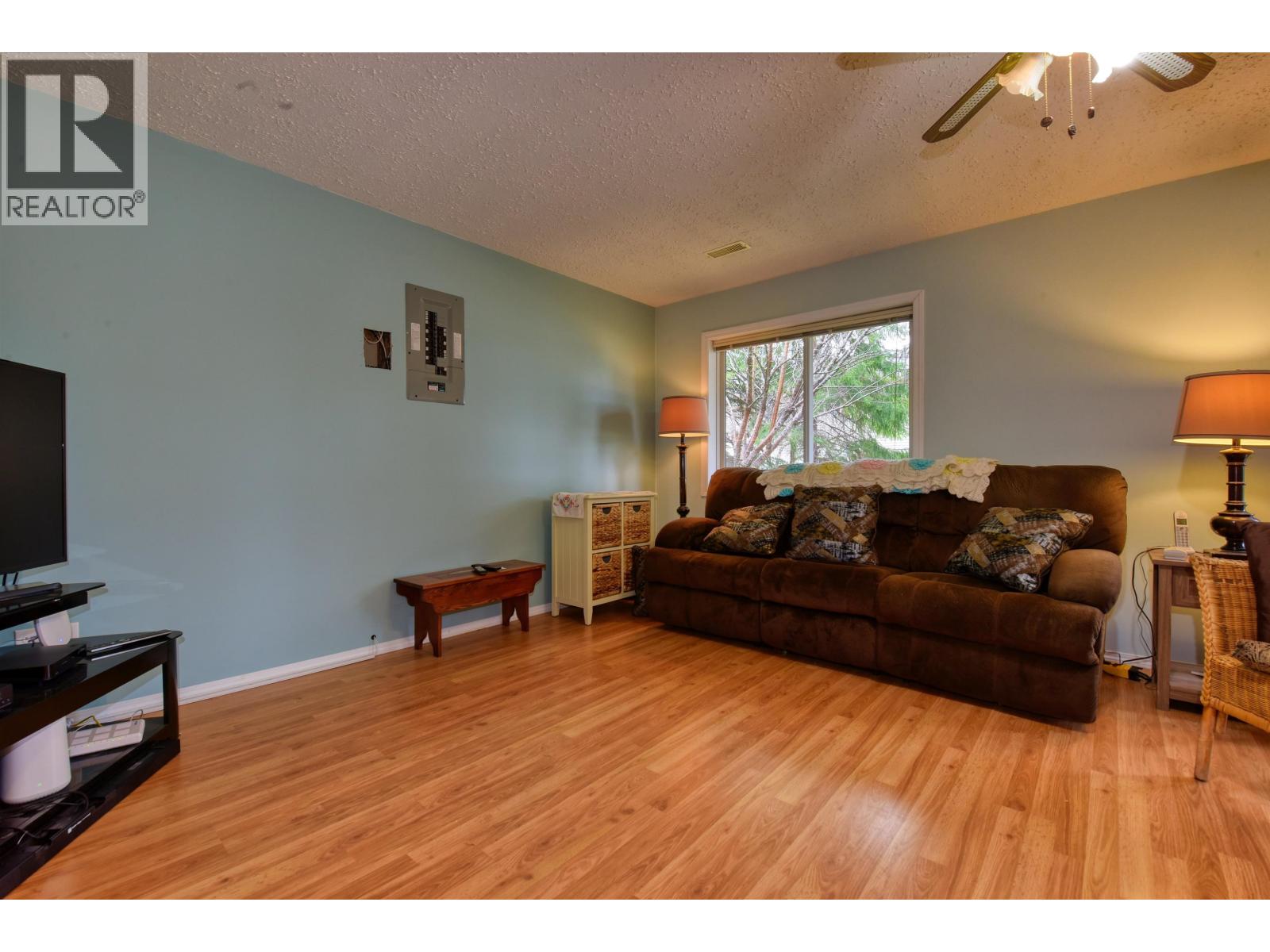 32 350 PEARKES DRIVE, Williams Lake