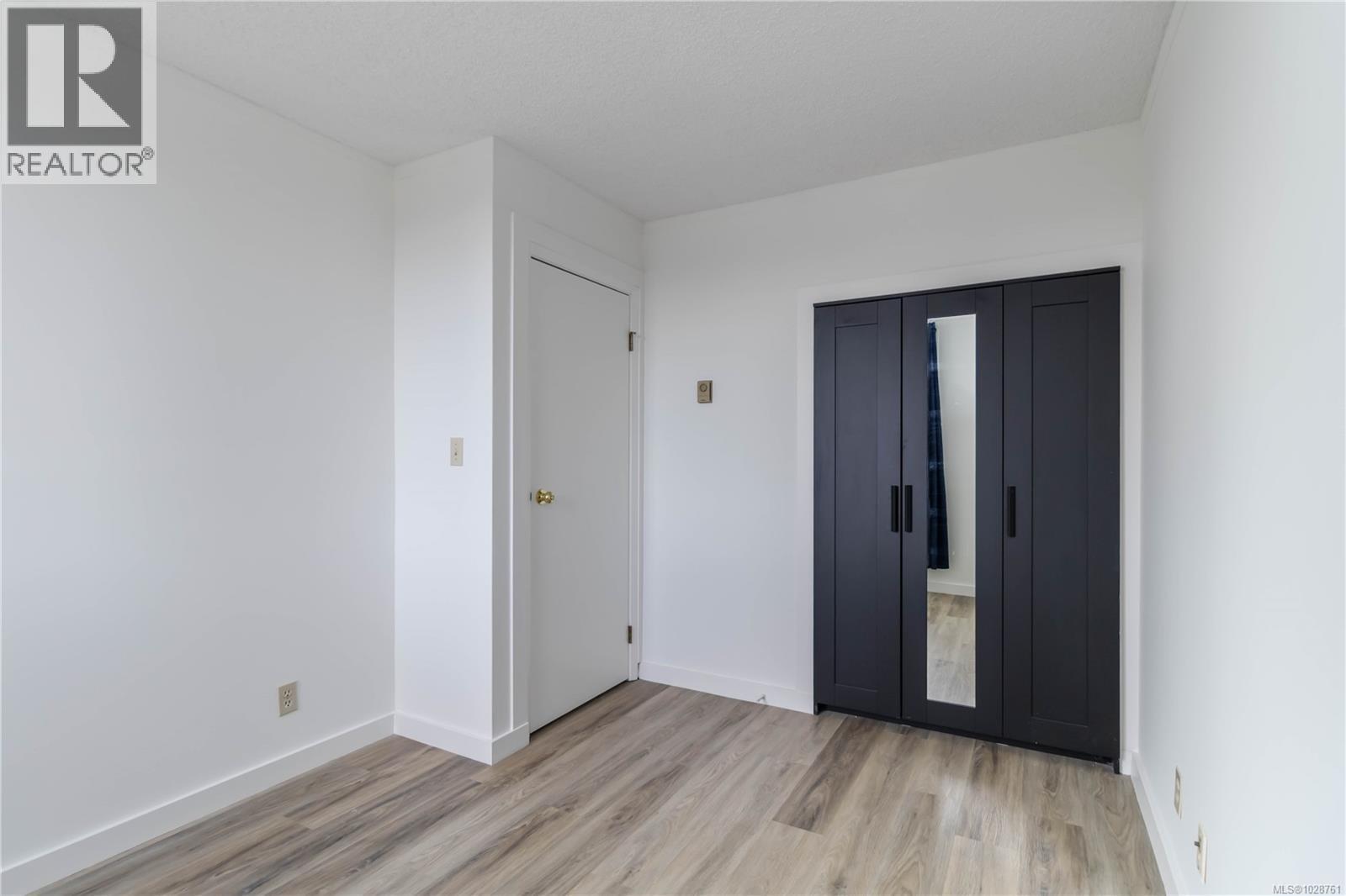 #706 325 Maitland St - 15