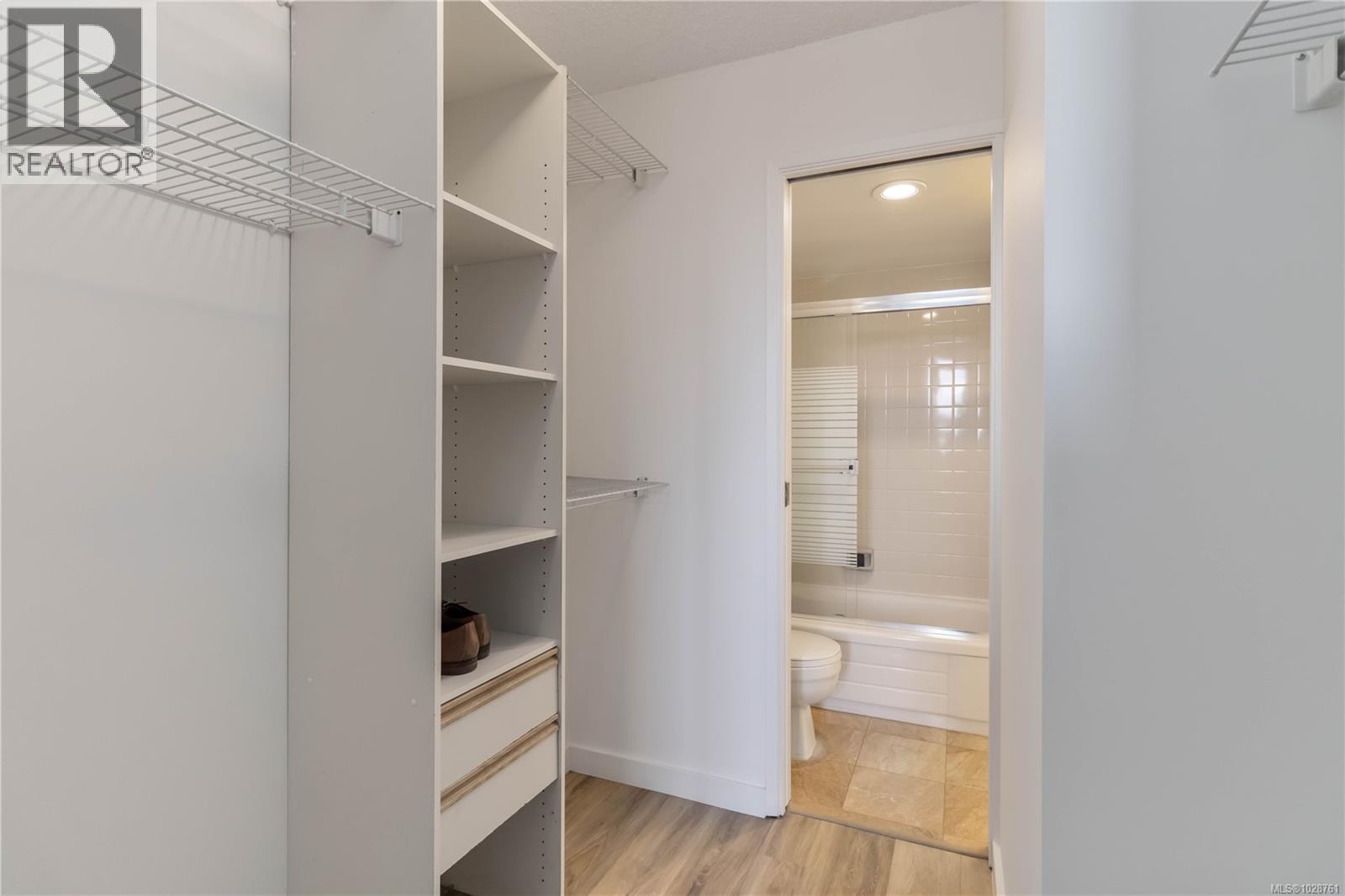 706 325 Maitland Street, Victoria