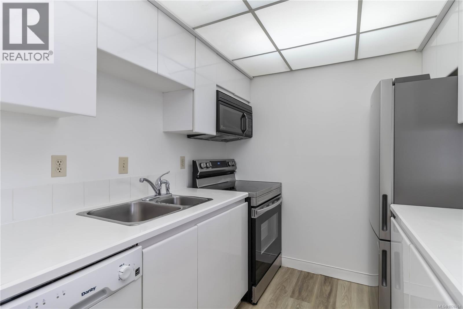 706 325 Maitland Street, Victoria