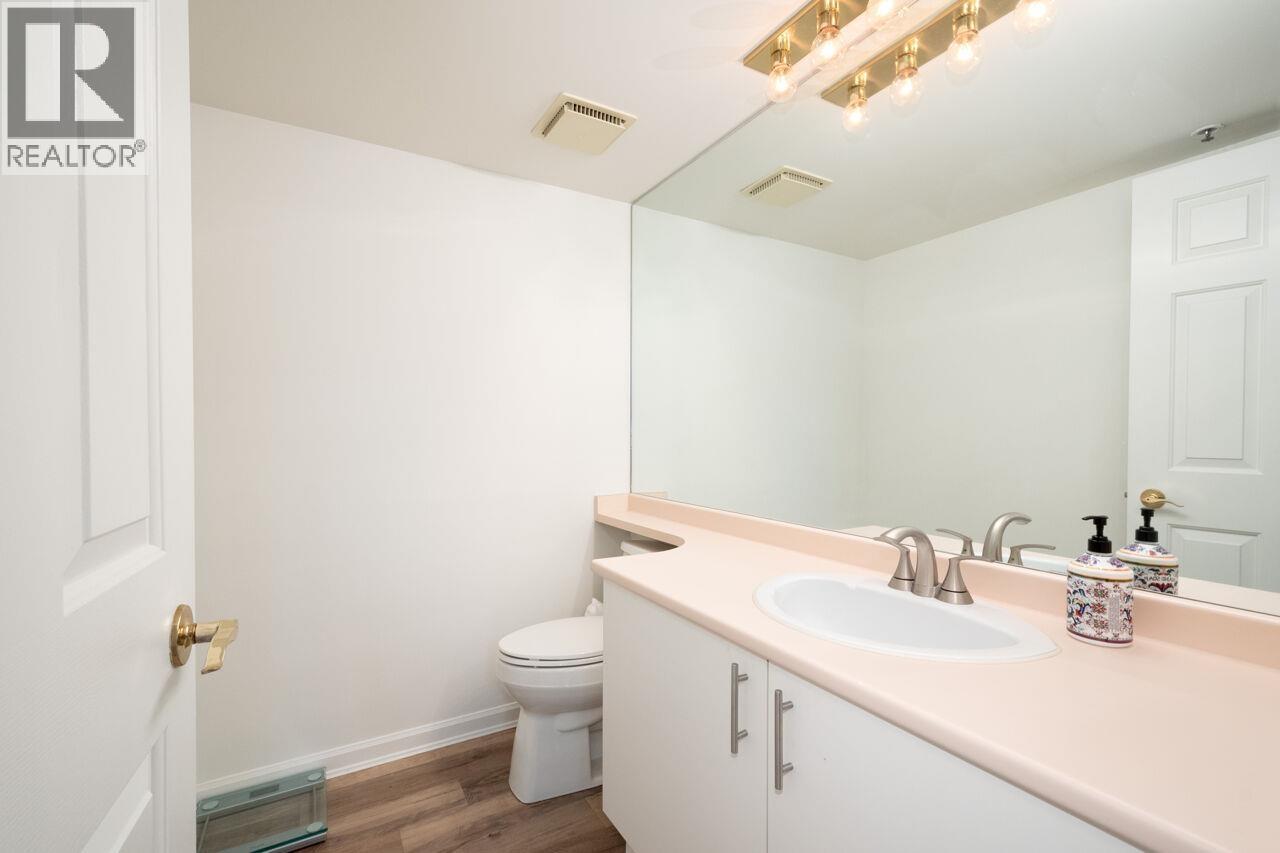 7 2110 MARINE DRIVE, West Vancouver