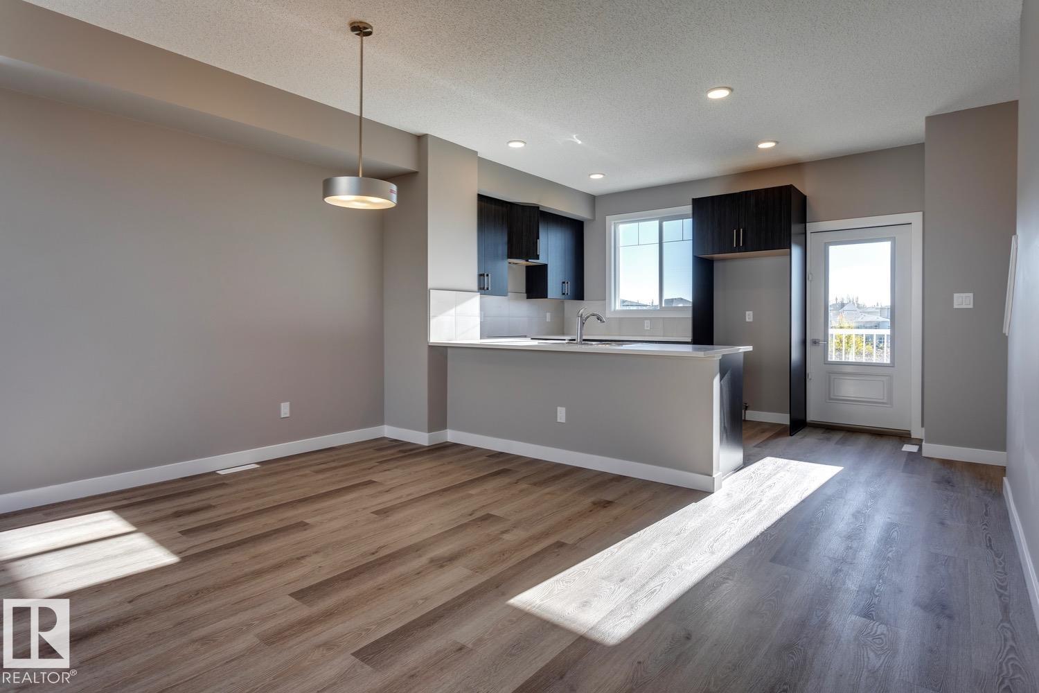#48 13139 205 ST NW NW - 7