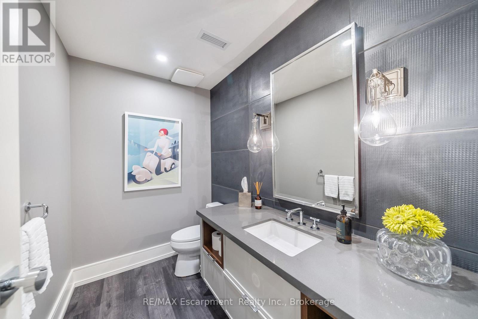 238 HART AVENUE - 40