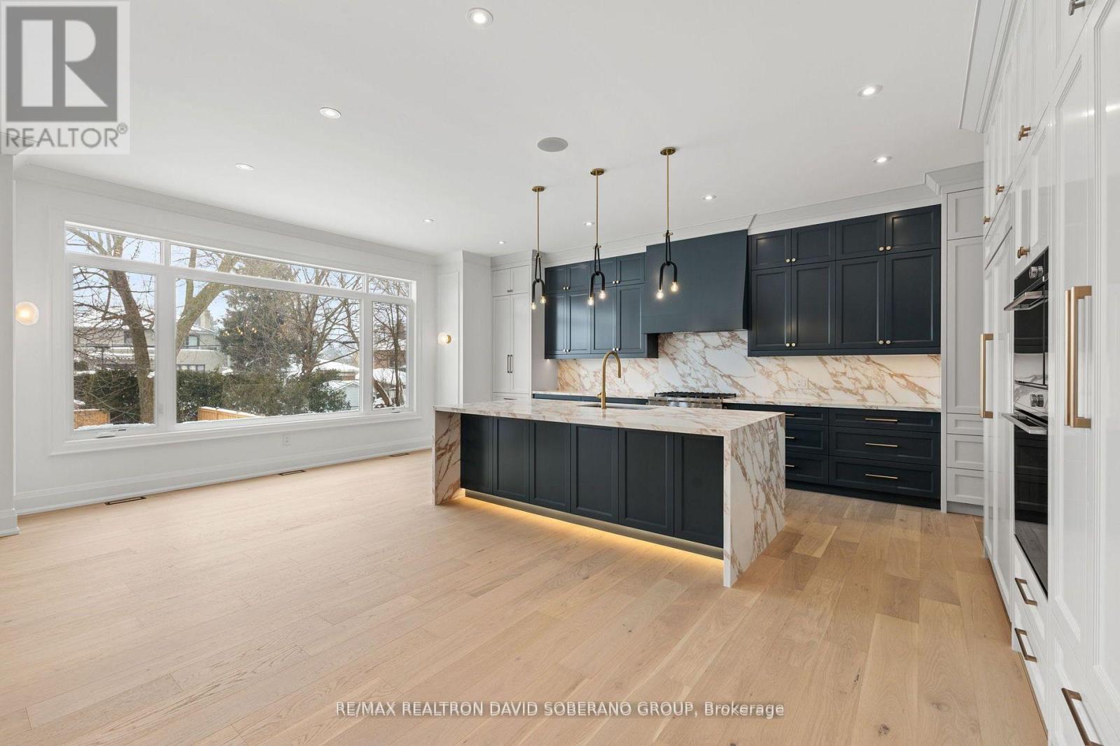 165 MCALLISTER ROAD - 11