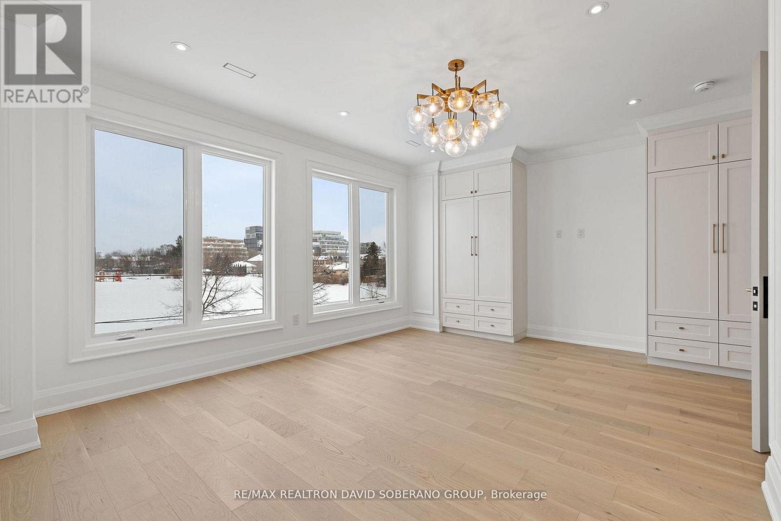 165 MCALLISTER ROAD - 32