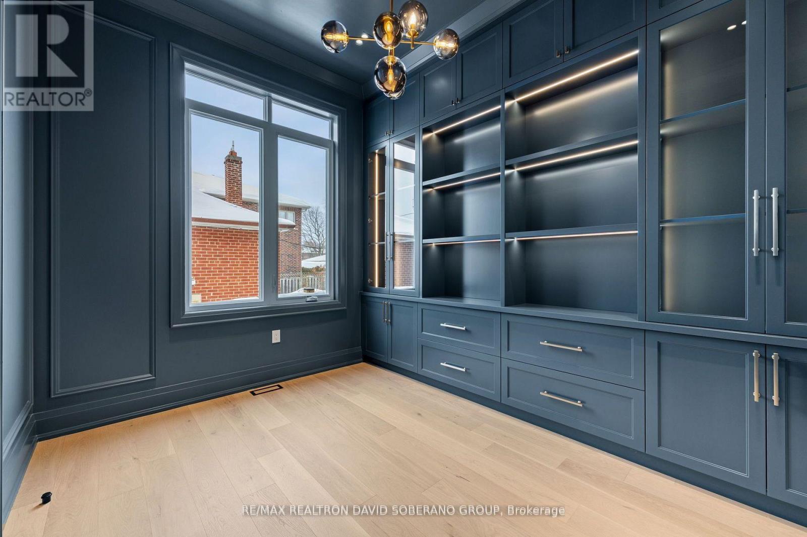165 MCALLISTER ROAD - 4