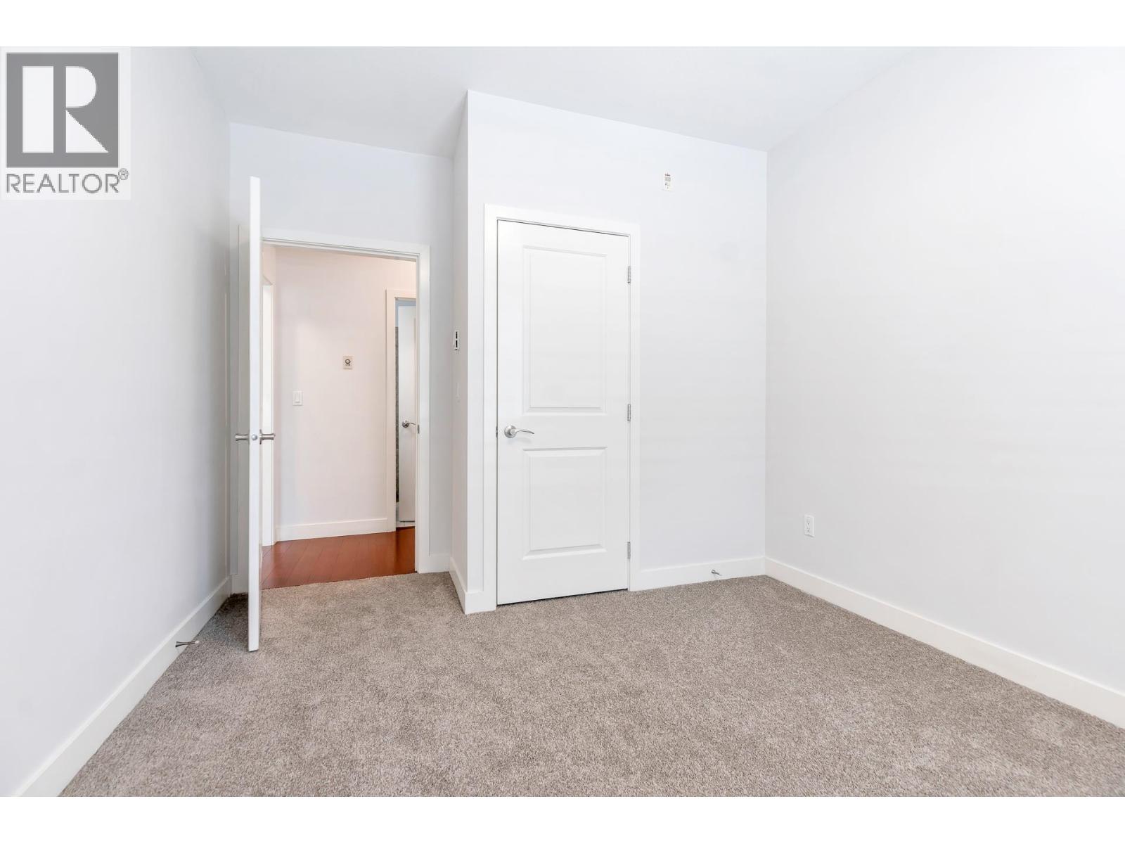 #210-1375 VIEW Crescent, Delta