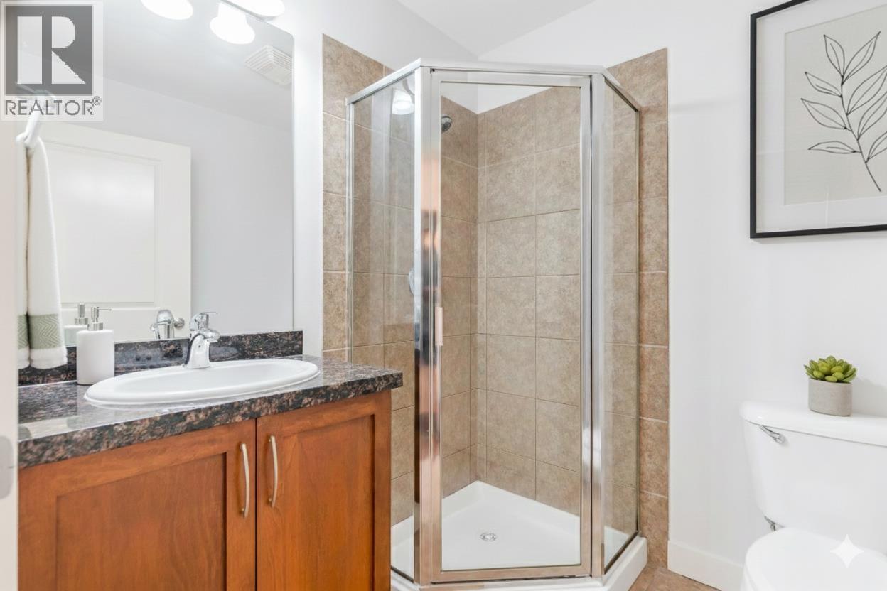 #210-1375 VIEW Crescent, Delta